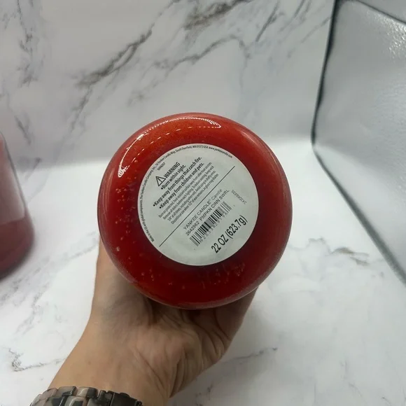 Yankee Candle Bundle of 2 Large 22oz Pumpkin Cinnamon Swirl Parisian Holiday - Picture 5 of 12